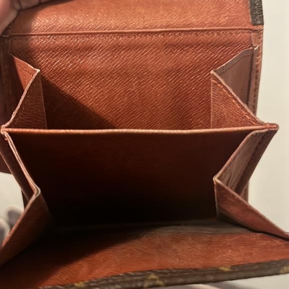 Authentic Vintage Louis Vuitton Tri Fold Wallet - Picture 8 of 8